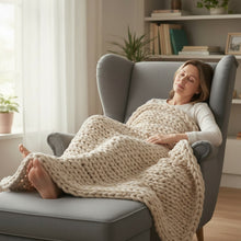 Muzzle® Gravity™ Premium Weighted Blanket